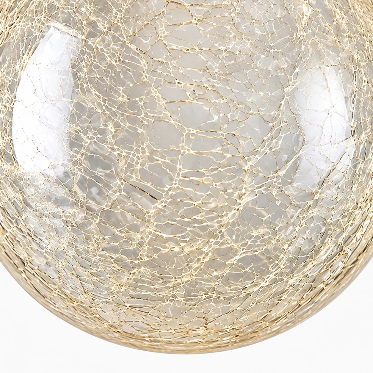 Suspension globe en verre en détail