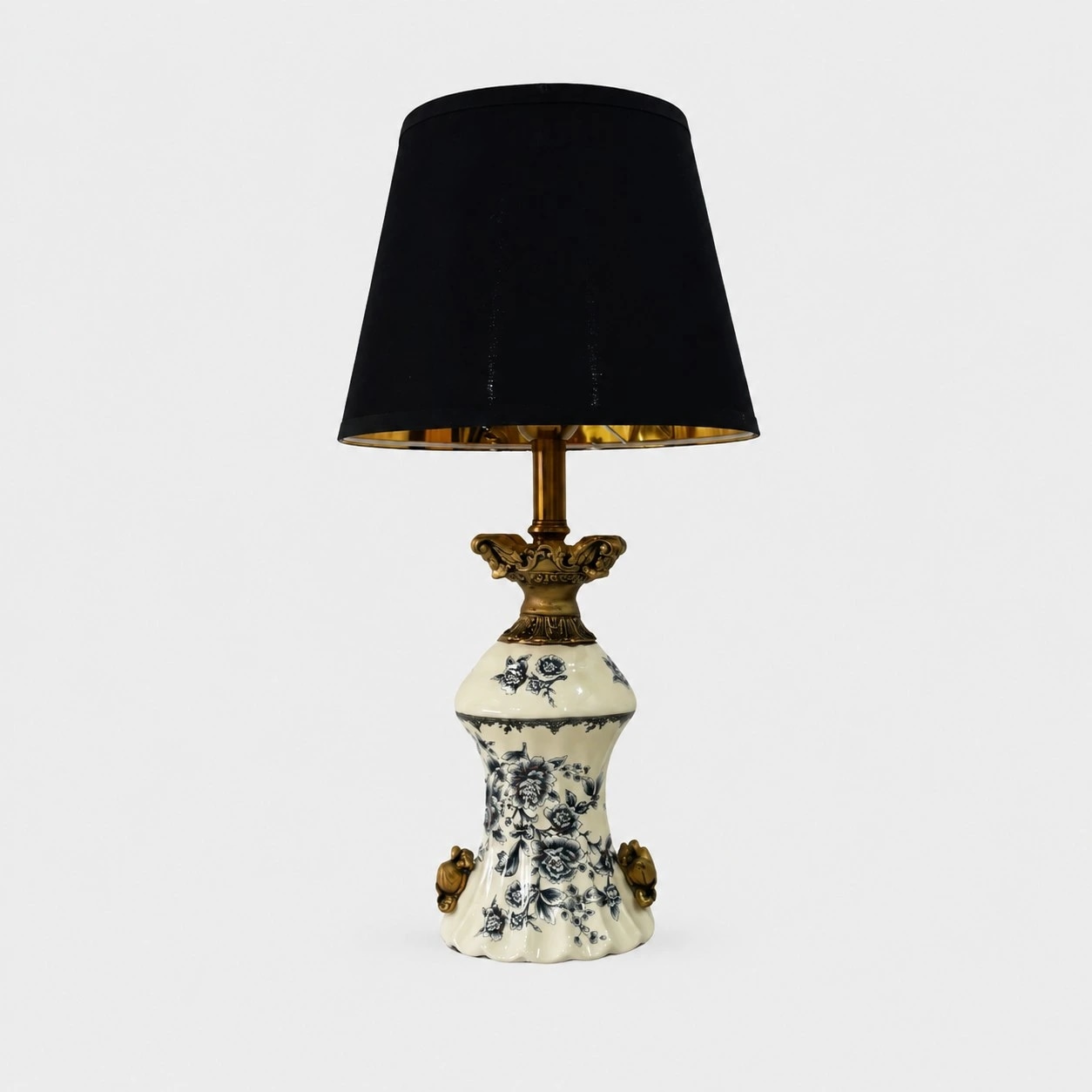 Blue Porcelain Motif ceramic table lamp