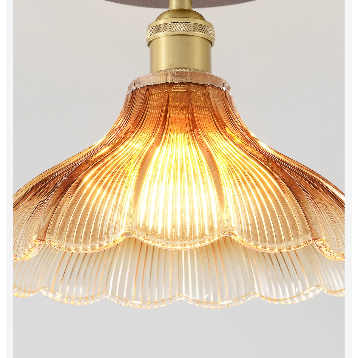 Illuminated ribbed glass shade detail