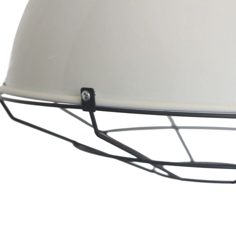 Black metal lower cage and rim hardware