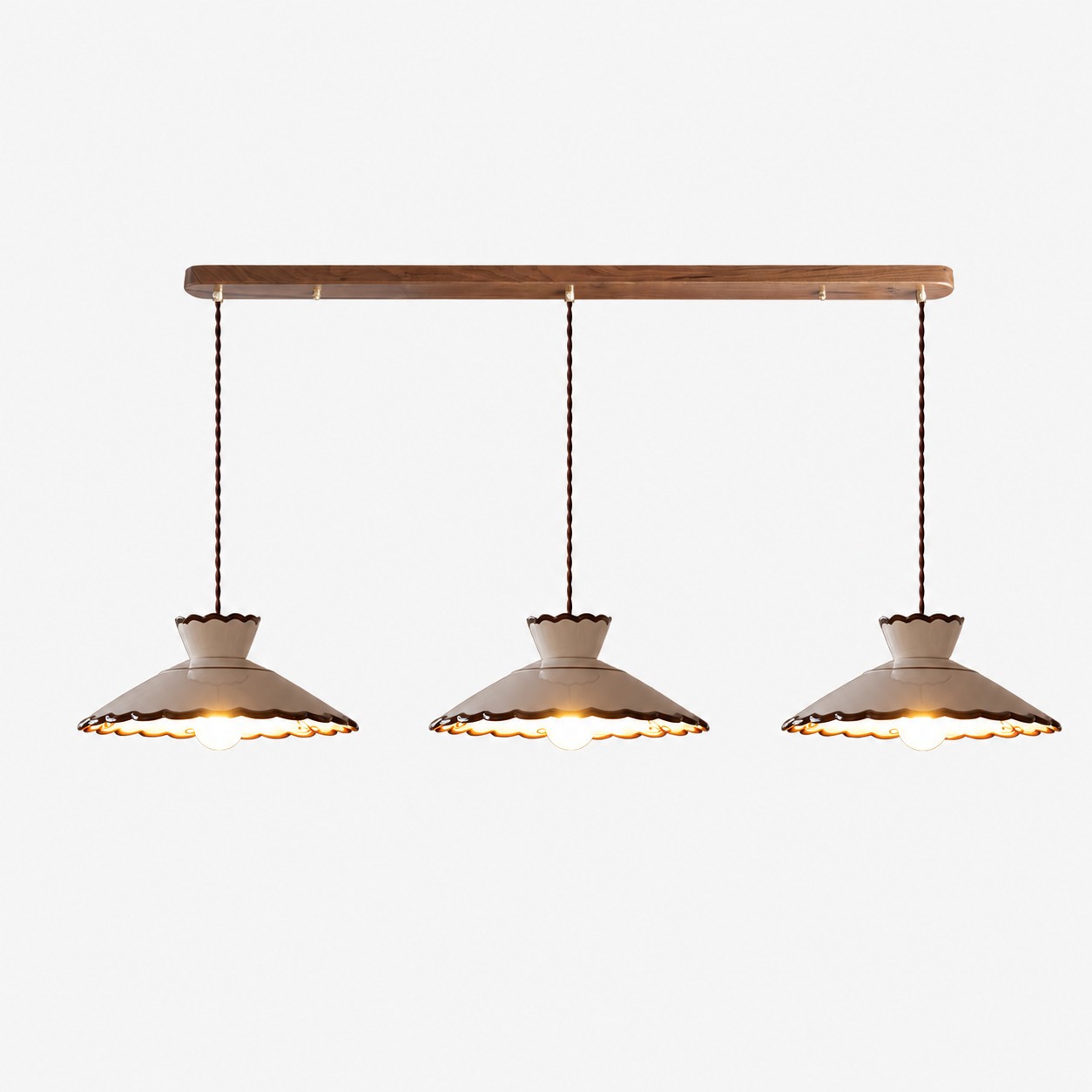Three head 33 cm ceramic pendant with linear bar