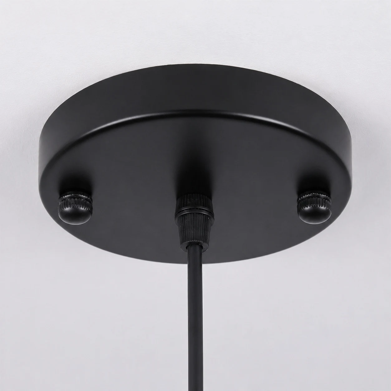Black finish and edge detail of the outdoor light