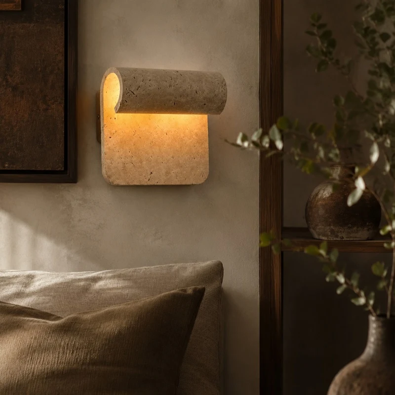 A calm accent for walls that need warmth
