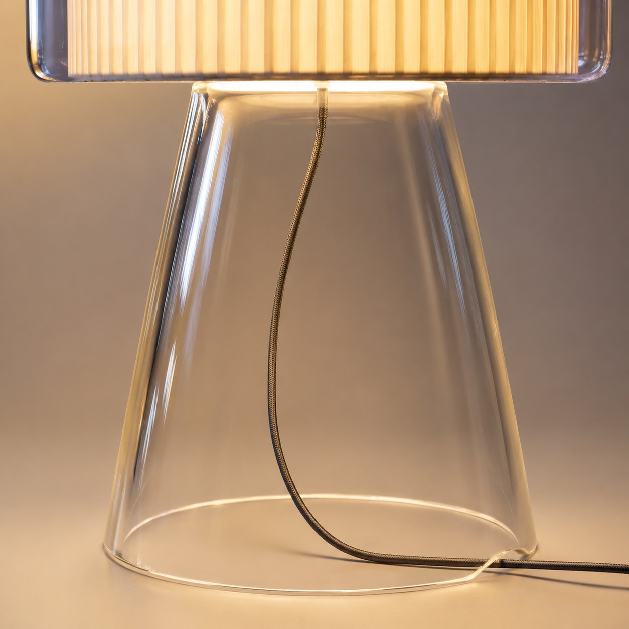 Natural Glass Table Lamp With Fabric Shade finish detail