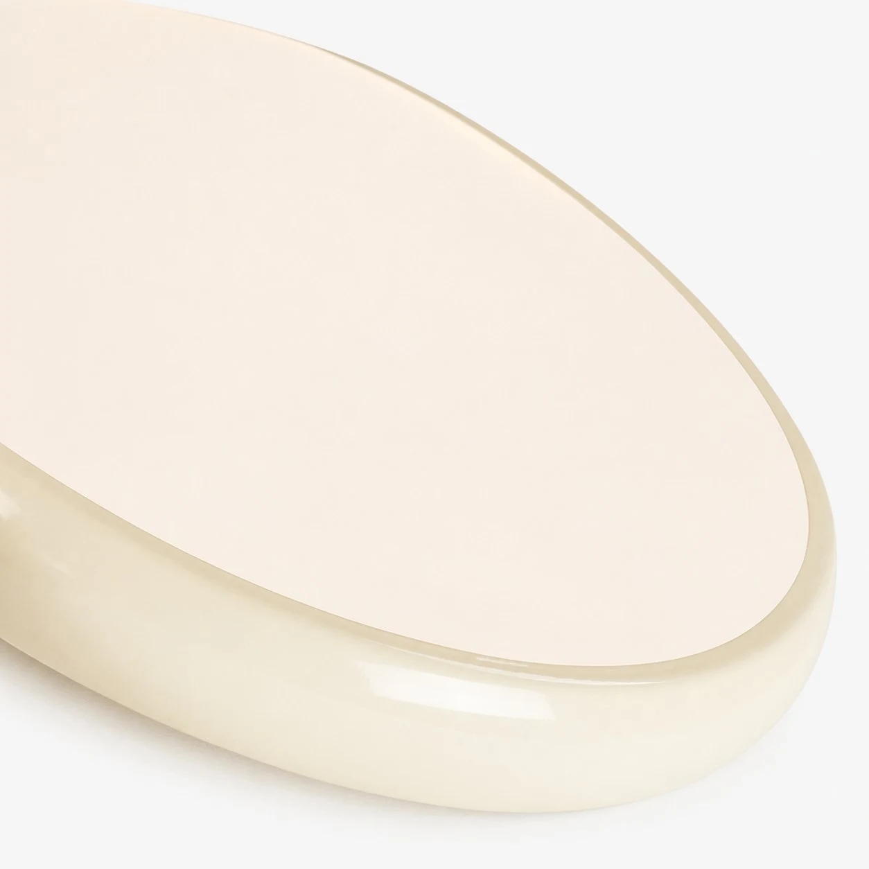 Difusor de crema redondeado y detalle en el borde