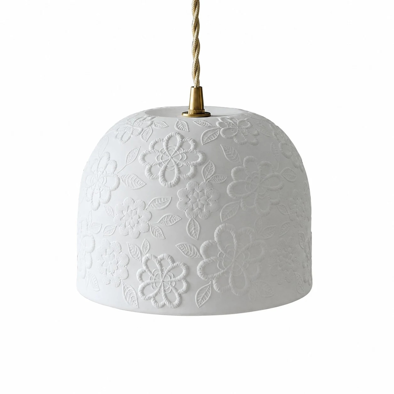 Lampada a sospensione a forma di ciotola con motivo floreale in ceramica bianca e ottone.