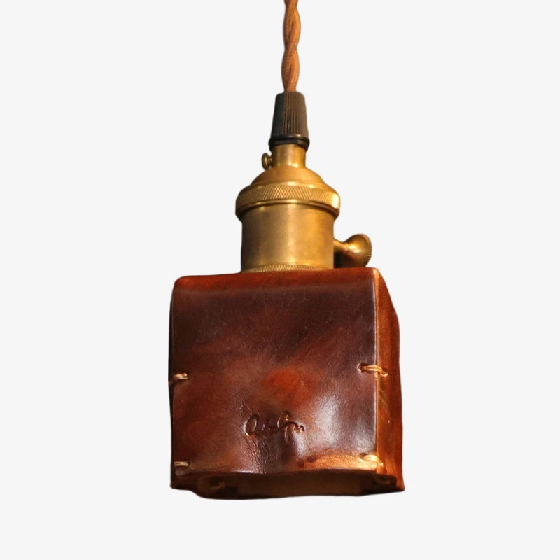 Hanglamp van diepbruin leer, 8 x 8 cm