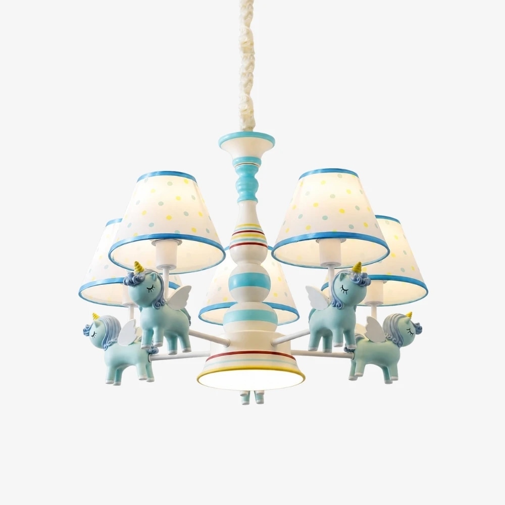 Lustre bleu pour chambre d'enfant avec cinq abat-jour en tissu