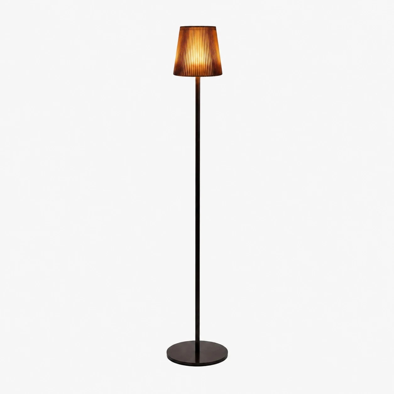 lampadaire noir et ambre - Voir la référence