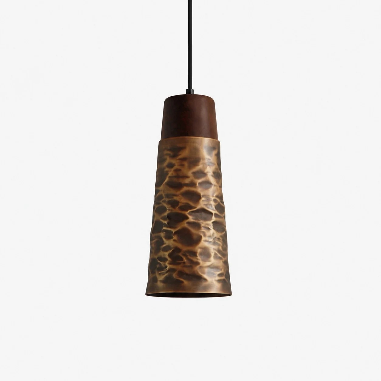 Pendentif Style D en cuivre martelé