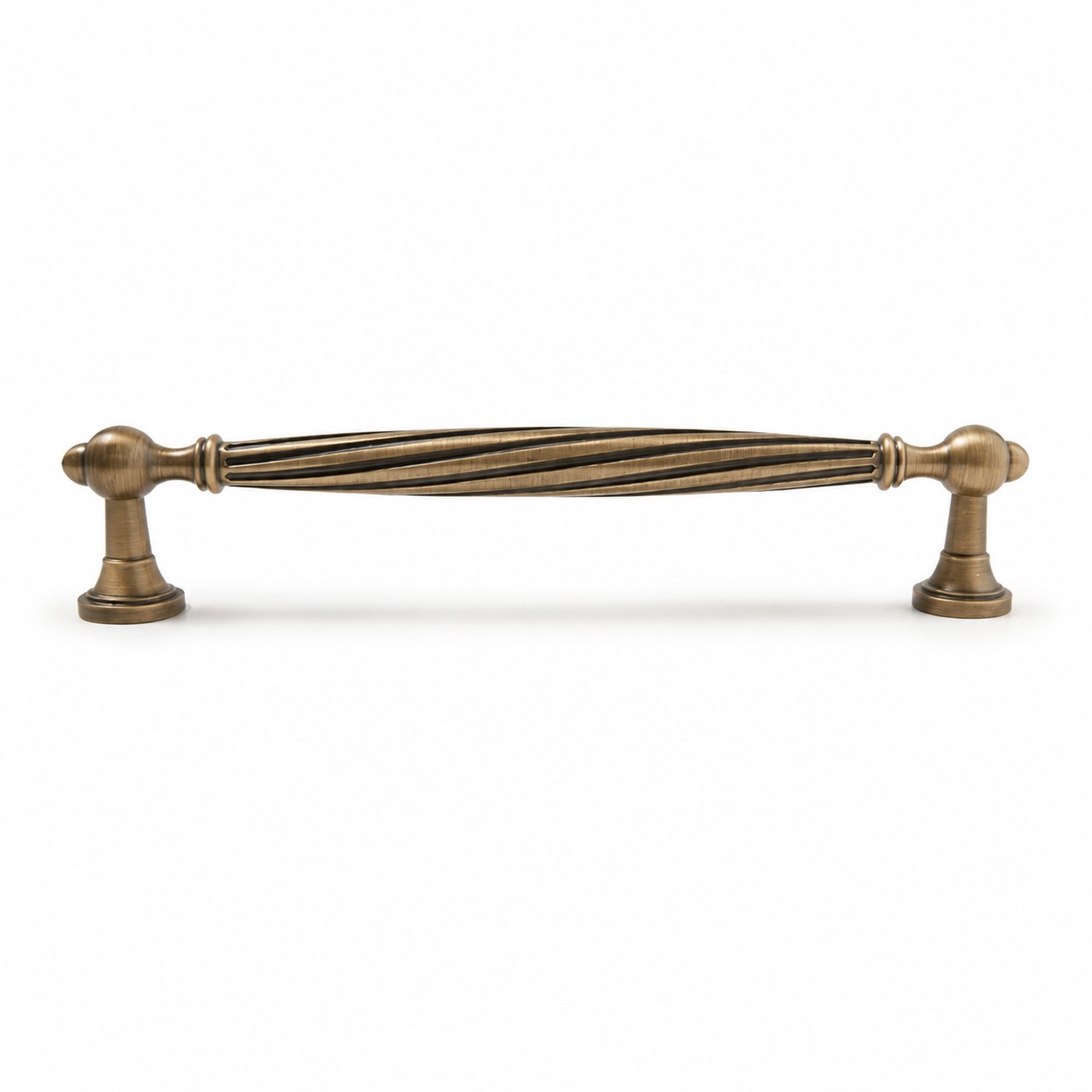Draghandtag - 18 cm / 7,09 tum, 16 cm / 6,30 tum hålavstånd