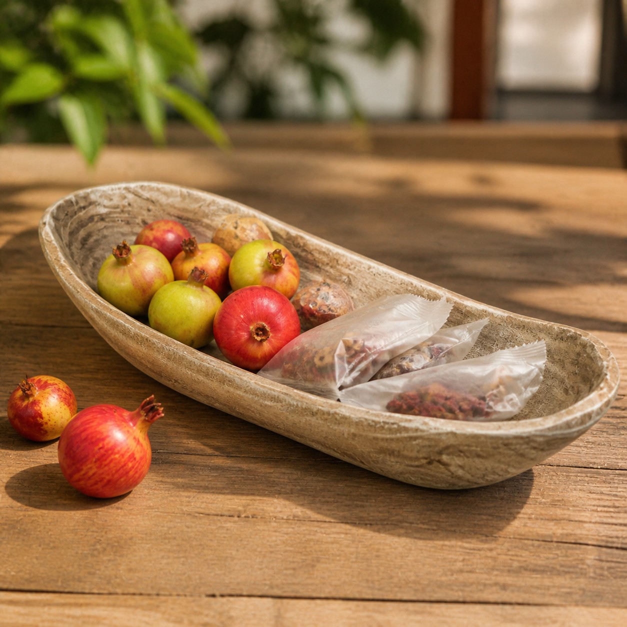 Distressed Paulownia Wood Boat-Shaped Serving Tray