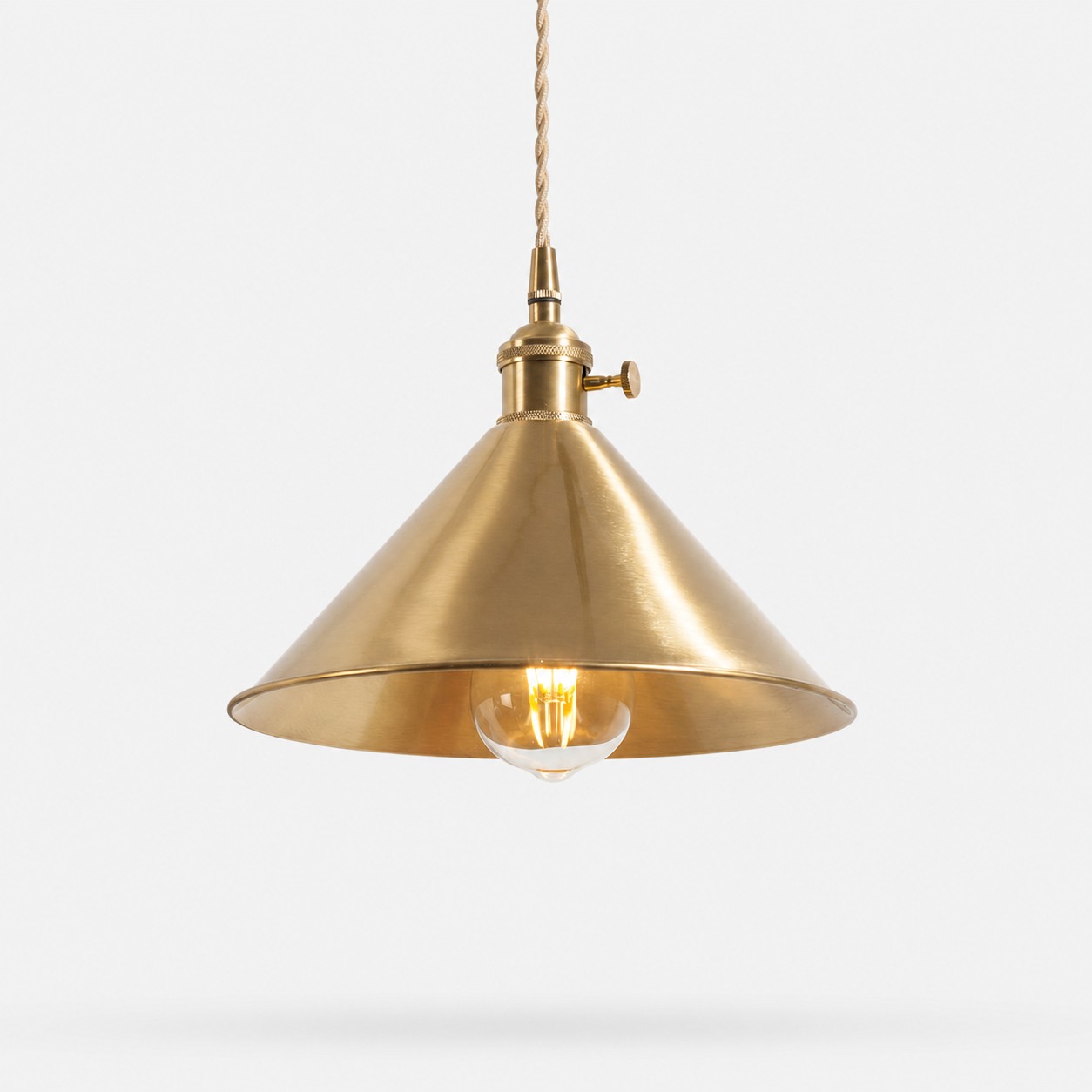 Classic Dome brass pendant light