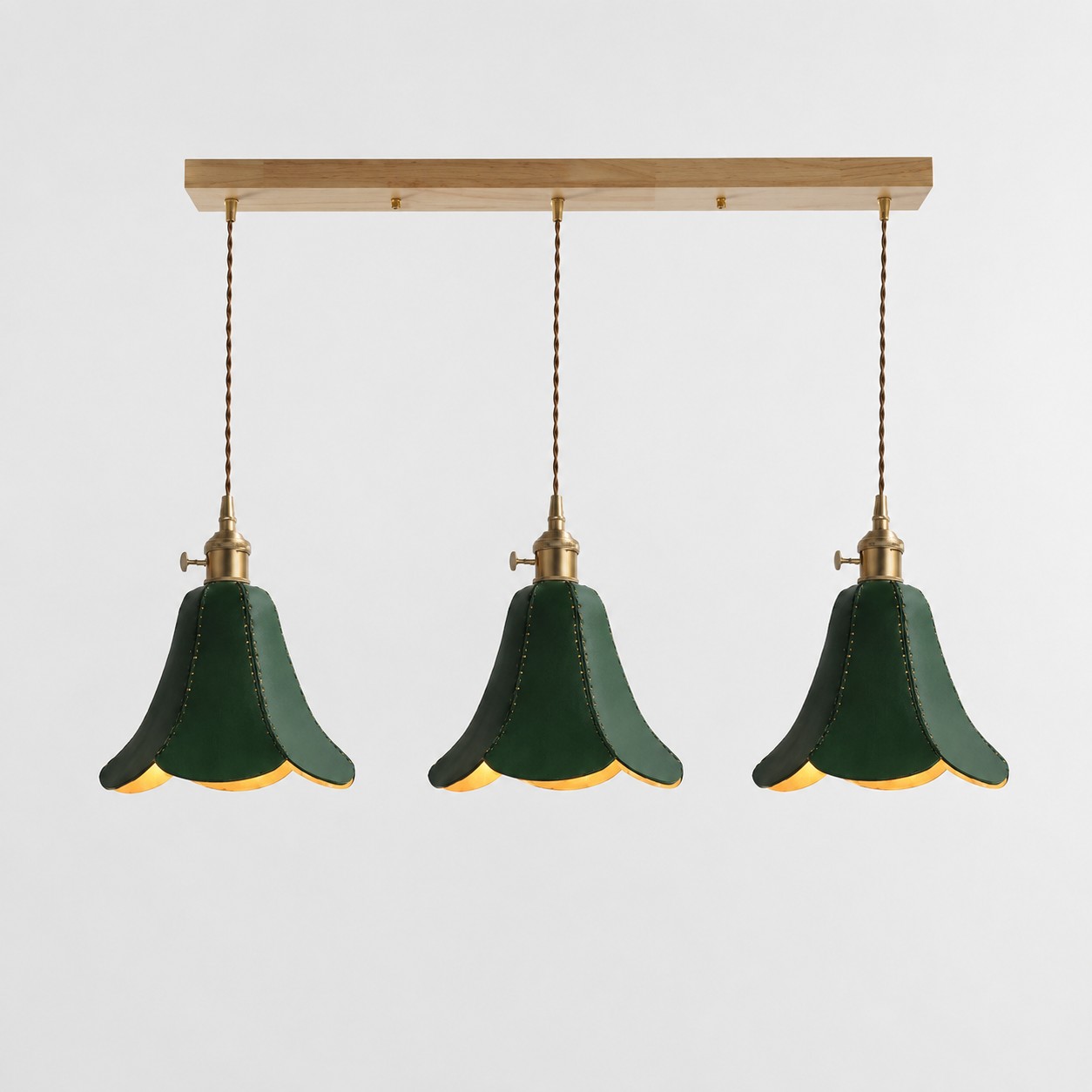 Green / Triple leather petal pendant light