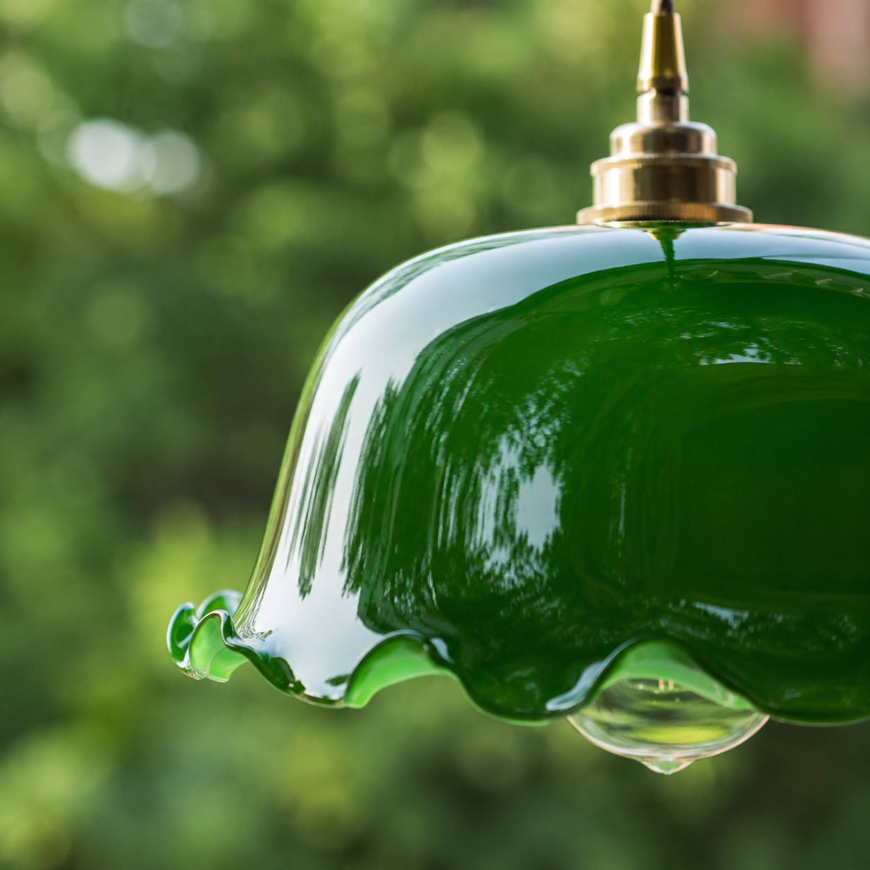 Glossy Glass Shade