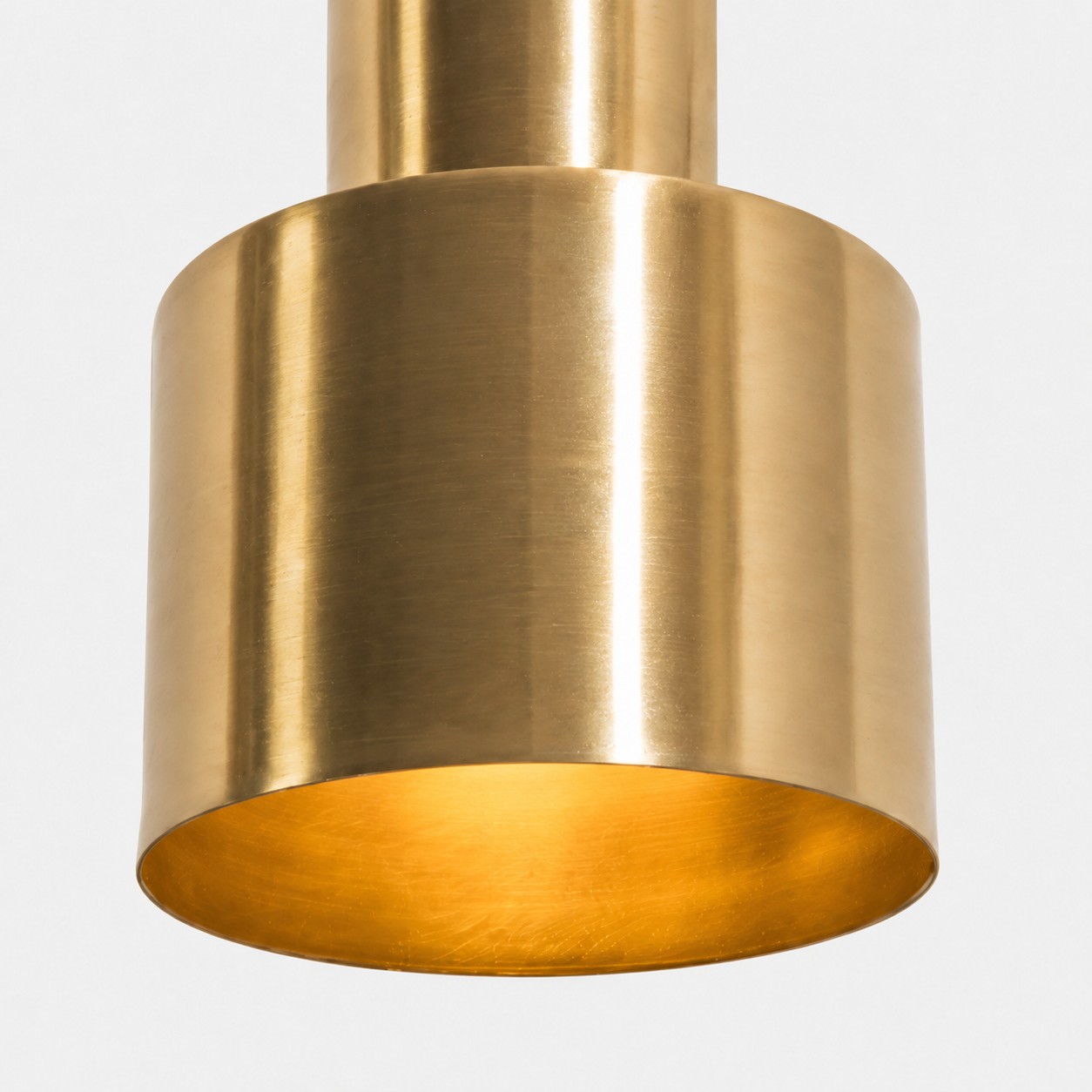 Lower shade edge and copper interior detail