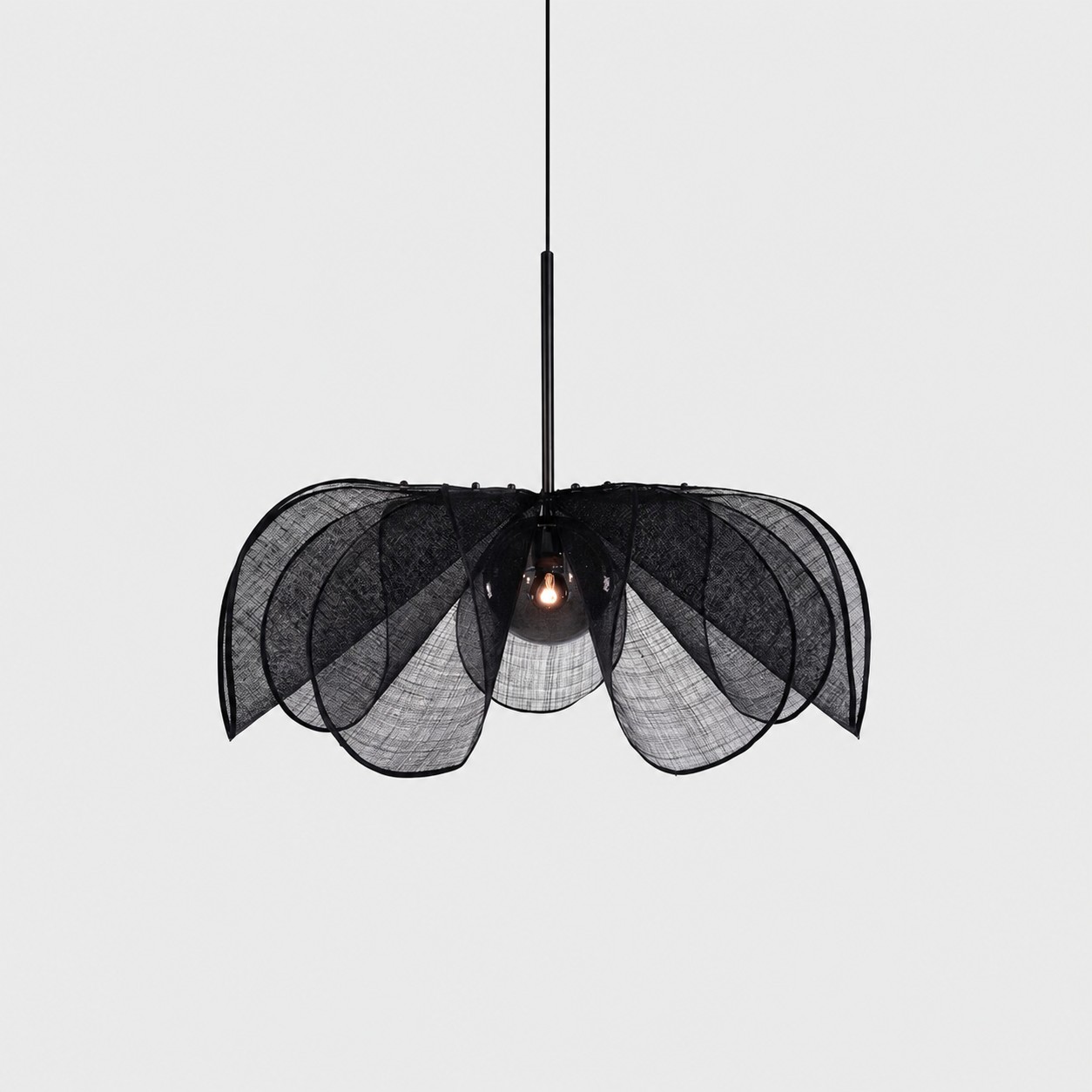 Hanglamp met zwarte bloemblaadjes, 60 cm / 23,6 inch