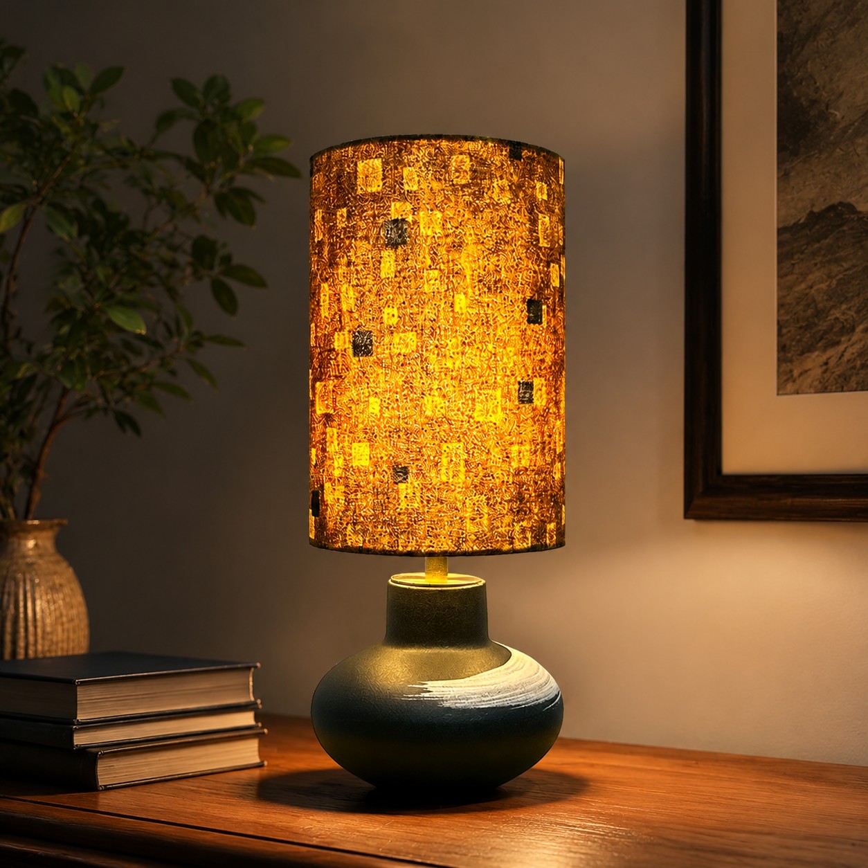 Lampe de table en céramique mouchetée, présentée sur une table de chevet