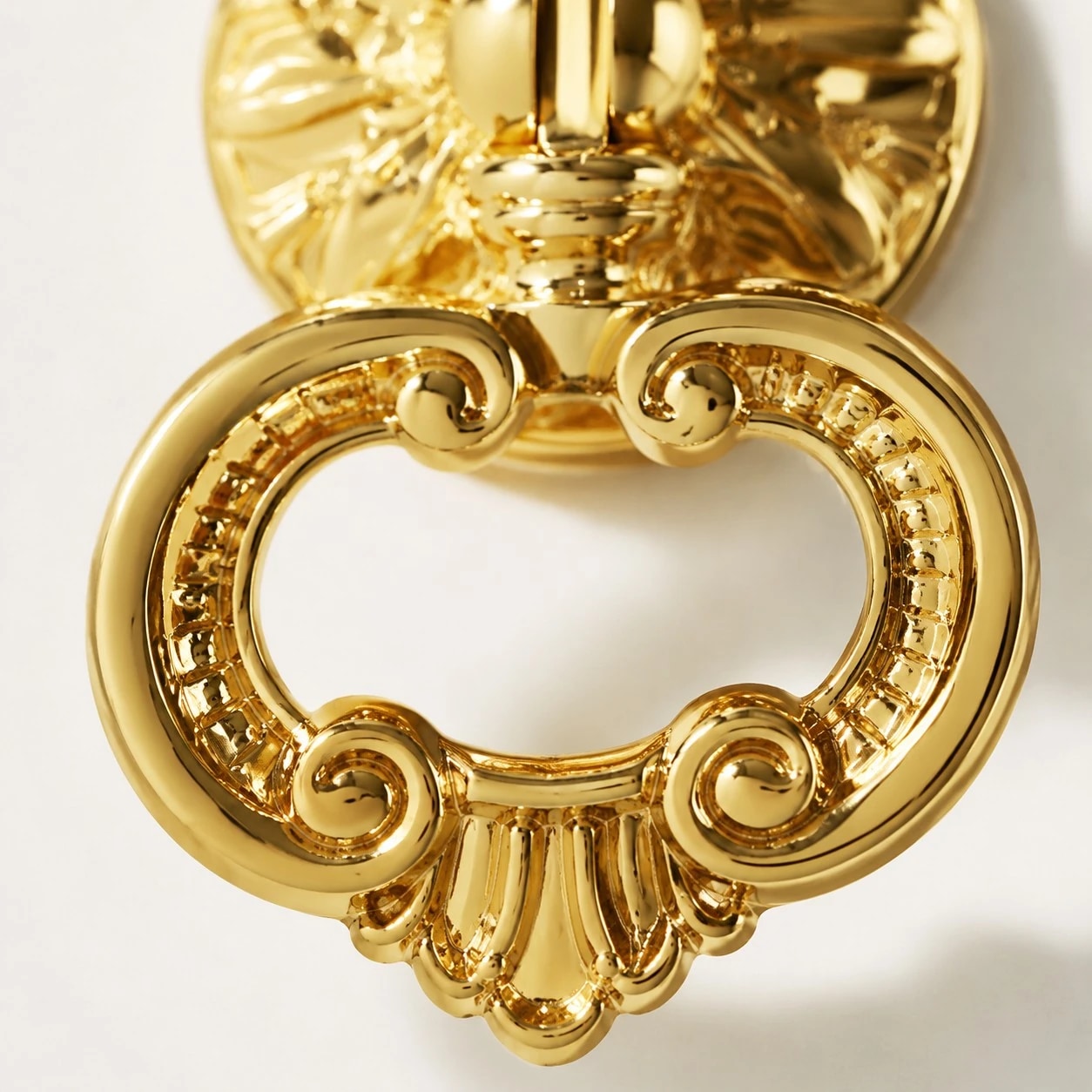 Shaped details that catch the light from every angle.