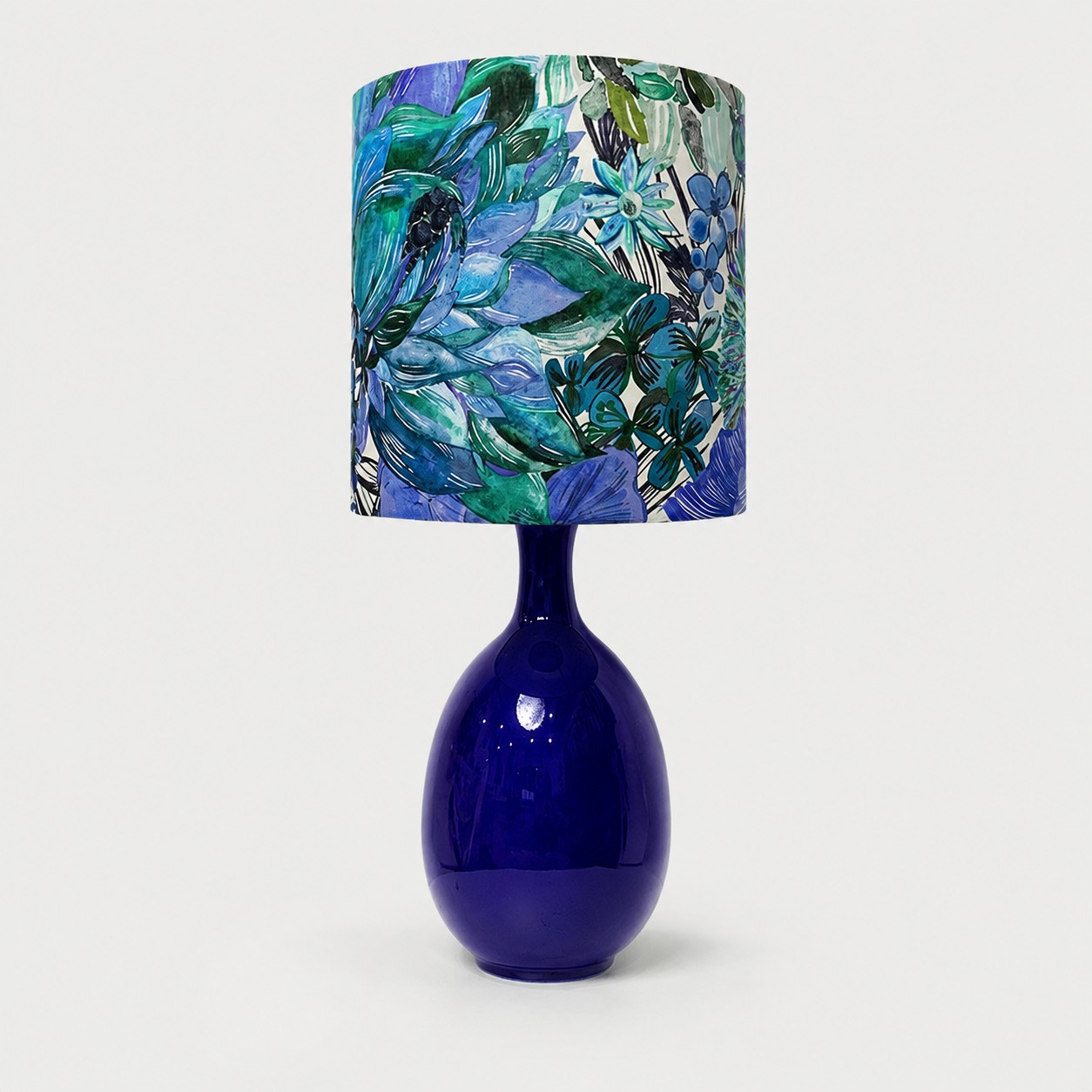Green Botanical fabric ceramic table lamp