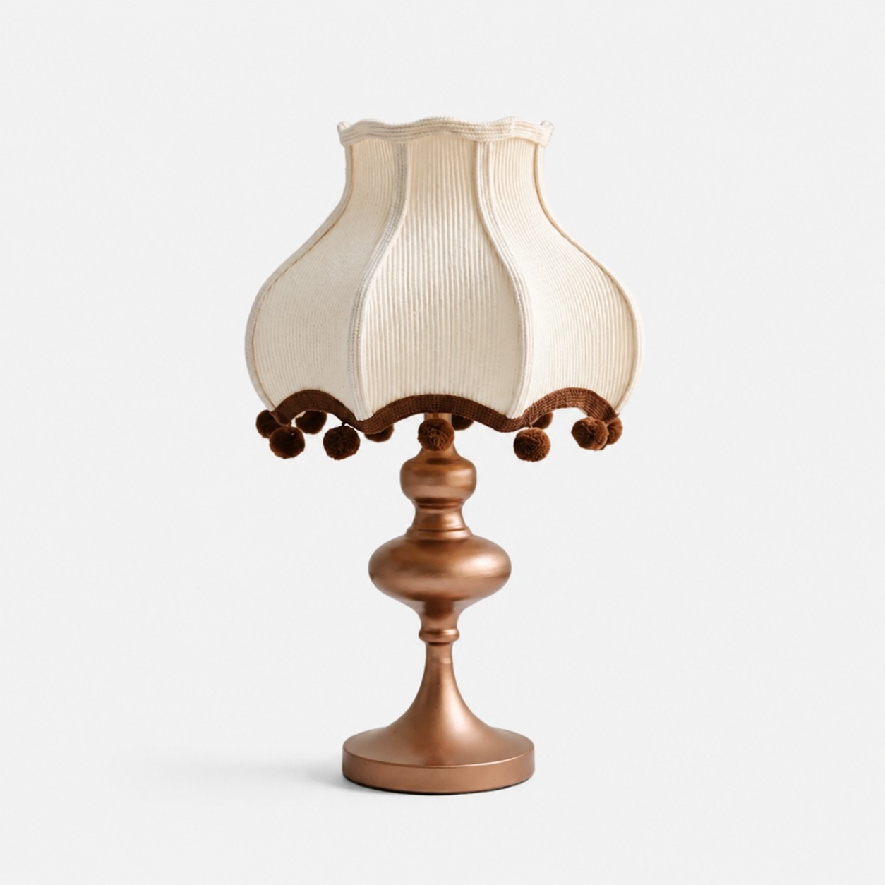 Brown pom-pom trim / Button switch / Coffee brown base