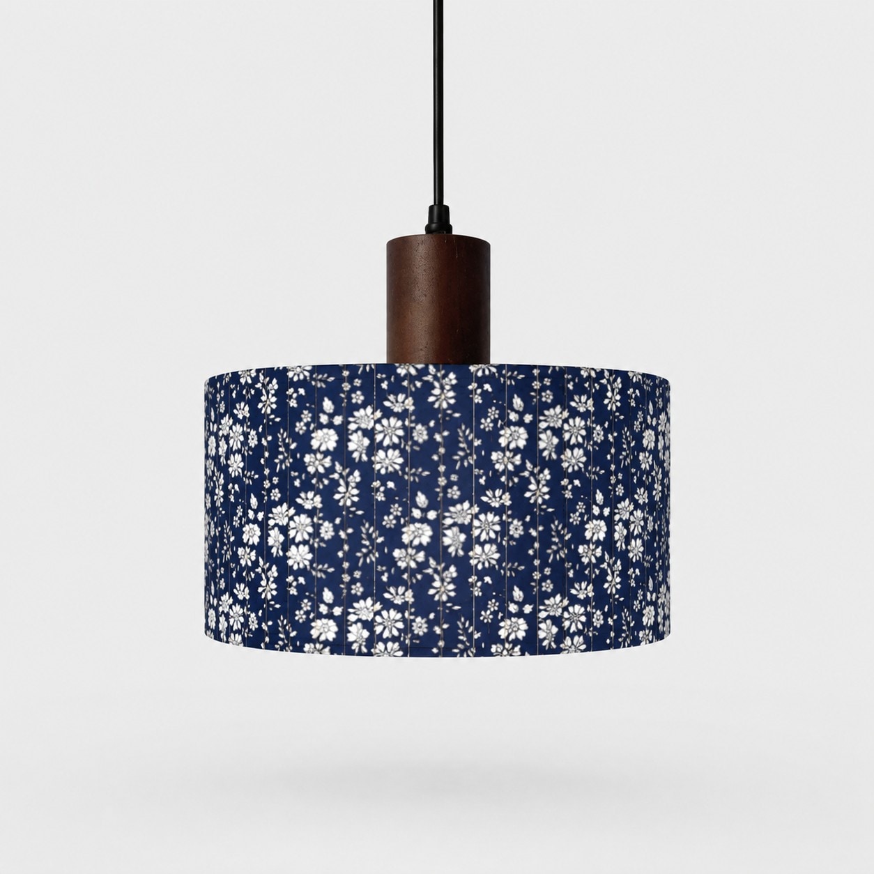 Blue Floral Pattern - 25 cm / 9.8 in - Wood Tone