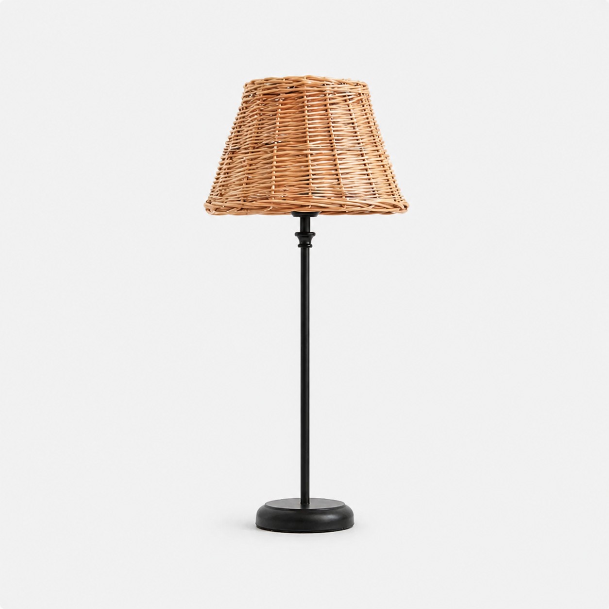 Lampe de table en rotin naturel et fer noir