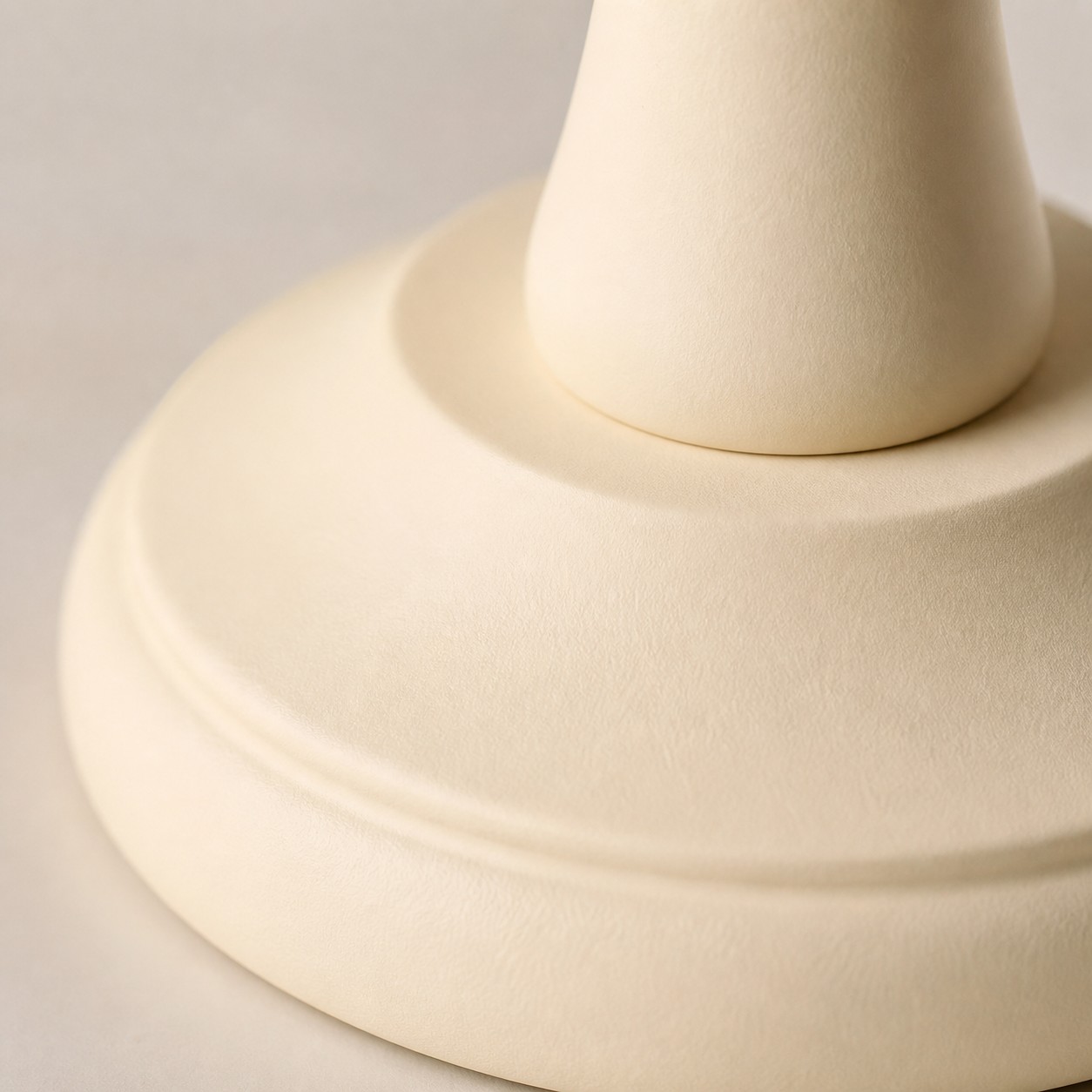 Cream painted base