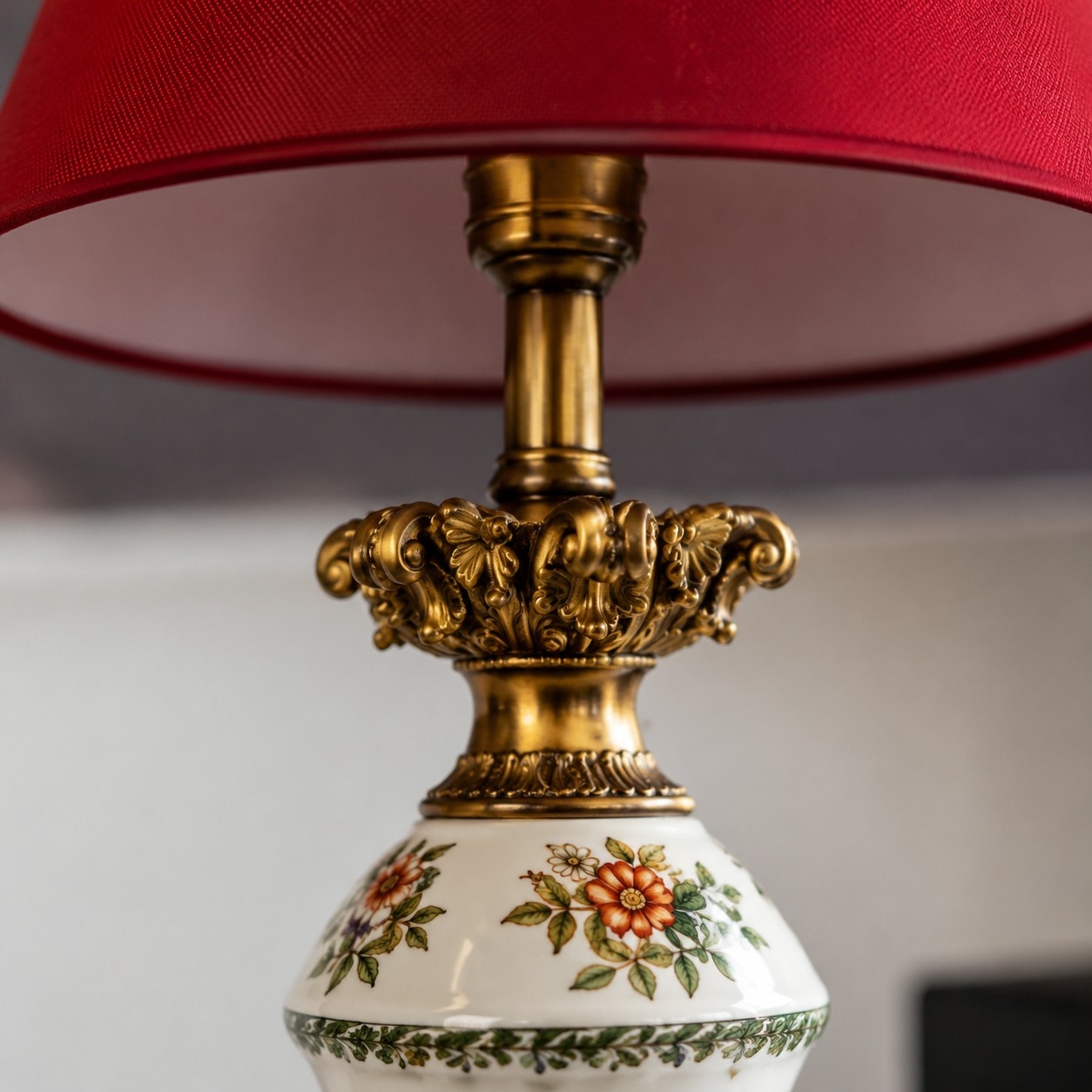 Antique metal fitting below the shade