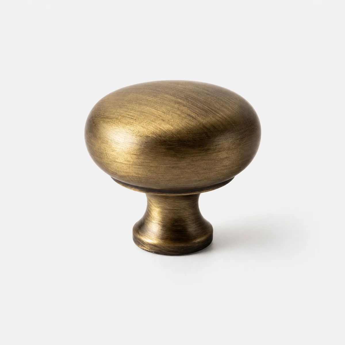 Antique Brass Round Knob 30 mm / 1.18 in