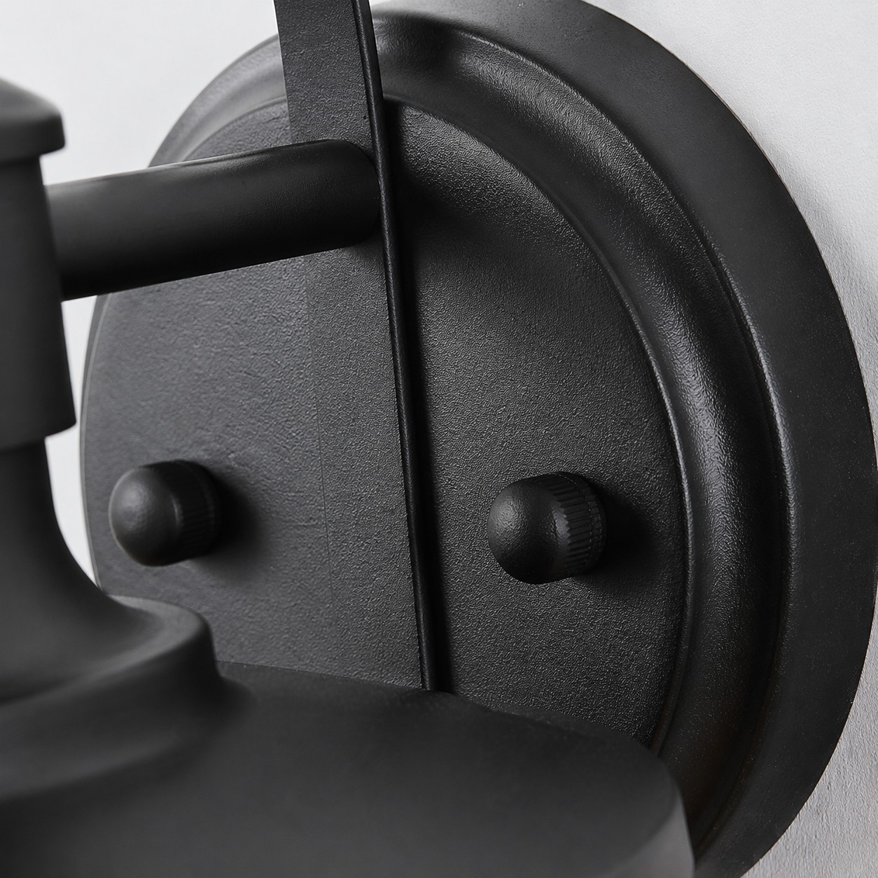 close view of open base and E27 socket area