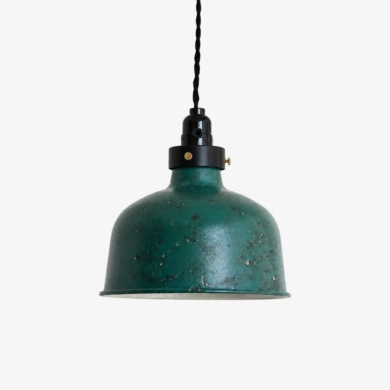 Suspension bleue vieillie