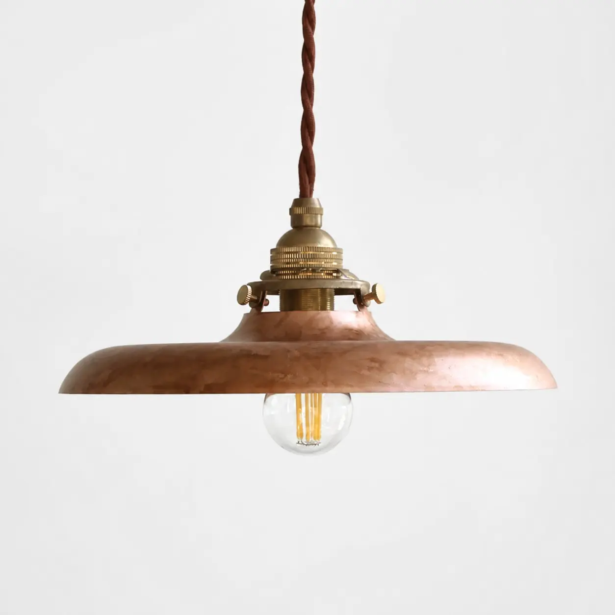 Lámpara colgante industrial color oro envejecido