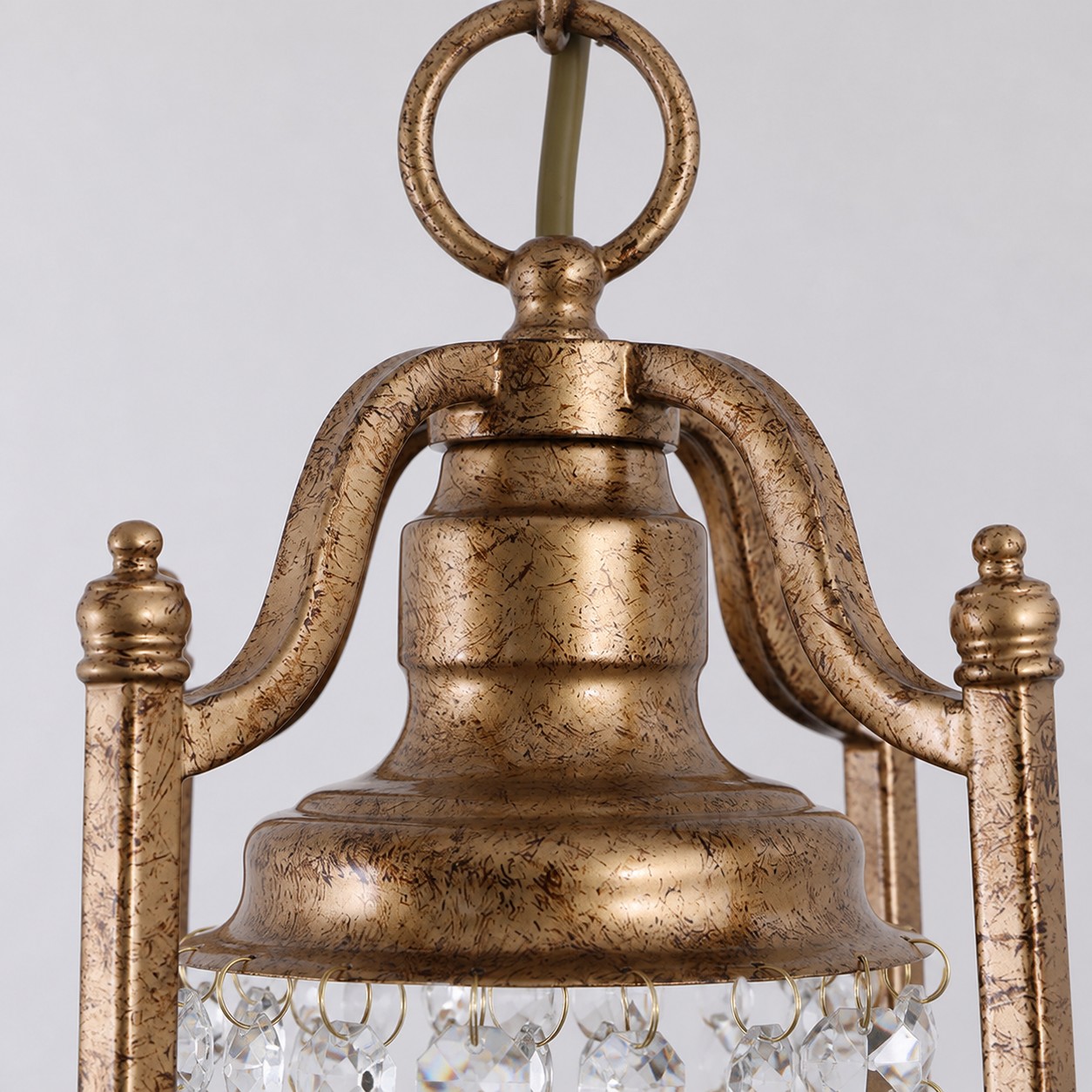 Antique gold pendant frame and decorative crown