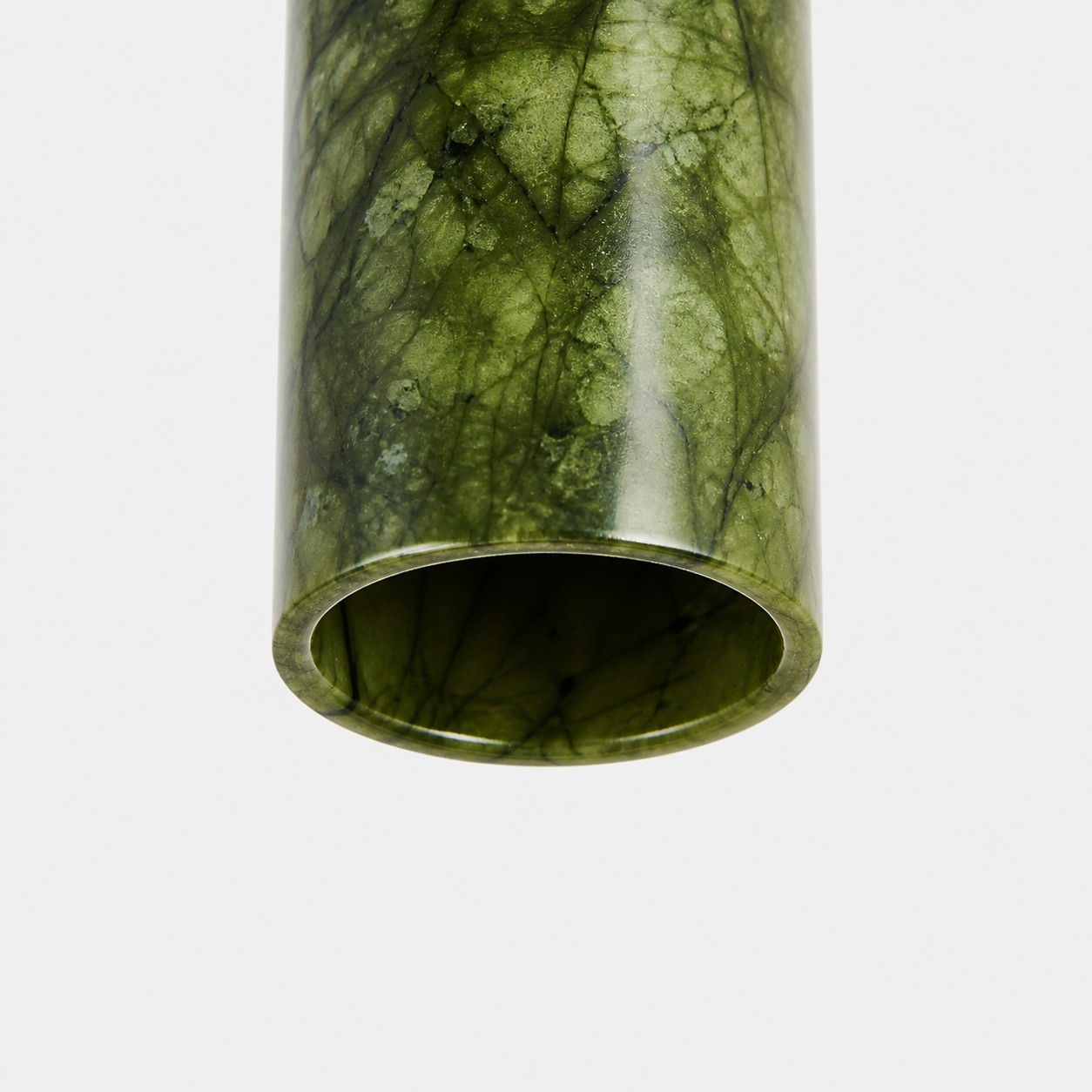 Open lower edge of the jade cylinder