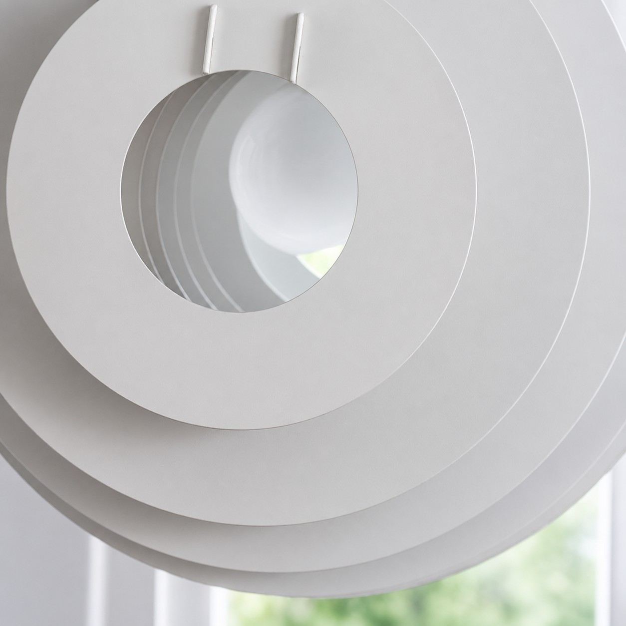 Close-up of the circular side opening