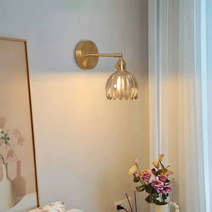 Ribbed glass tulip wall lamp